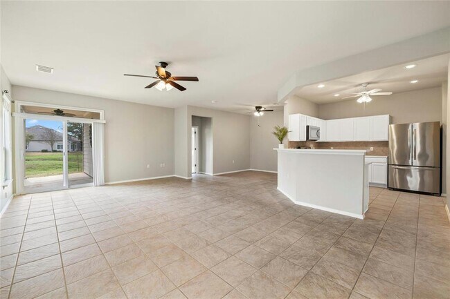 Photo - 238 Bonham Loop