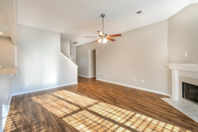 Photo - 658 Timber Creek S