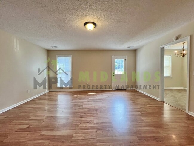 Photo - 200 Cranewater Dr