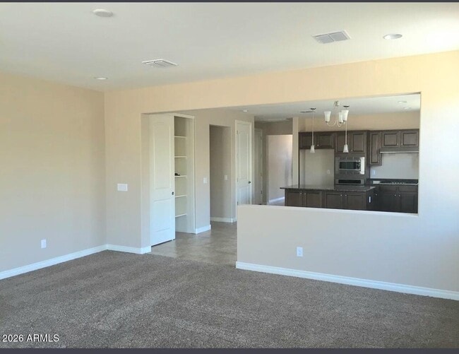 Photo - 194 E Mead Dr