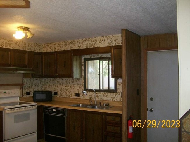 Photo - 27901 Norris Rd