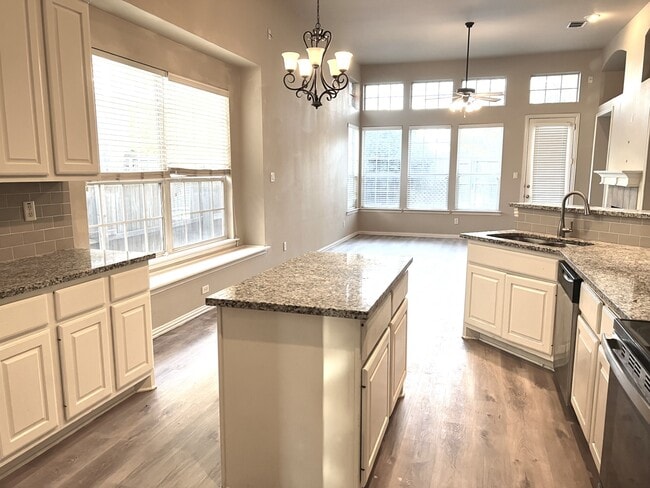 Photo - 2421 Mallard Dr