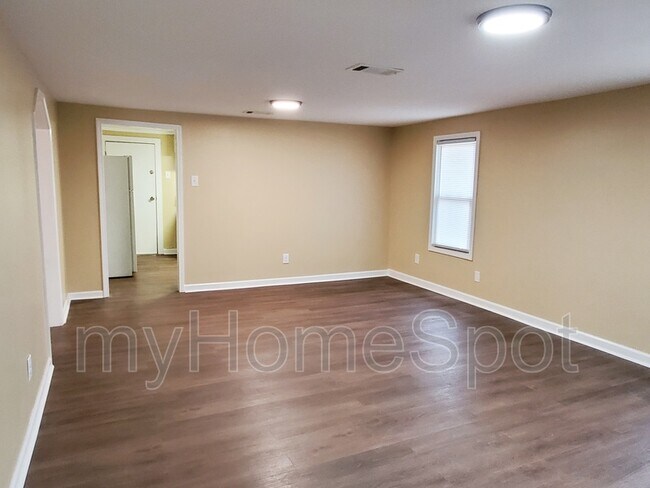 Photo - 8407 Whitmire Dr