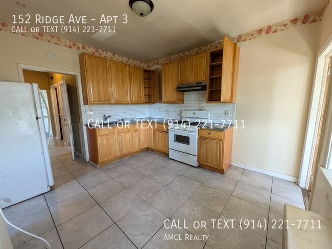 Photo - 152 Ridge Ave Unit Apt 3