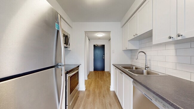 Photo - Empress Gates Apartments