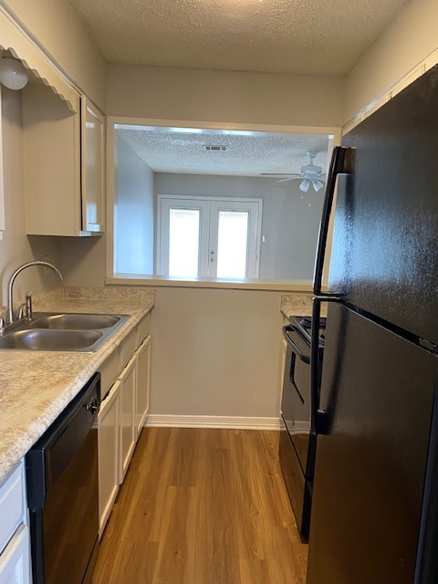 Churchill Townhouses Apartments