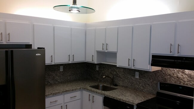 Photo - 4760 NW 102nd Ave Unidad 208