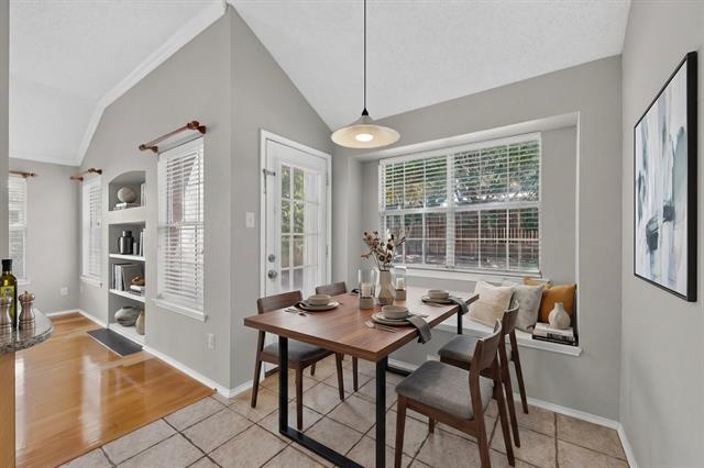 Photo - 2312 London Dr