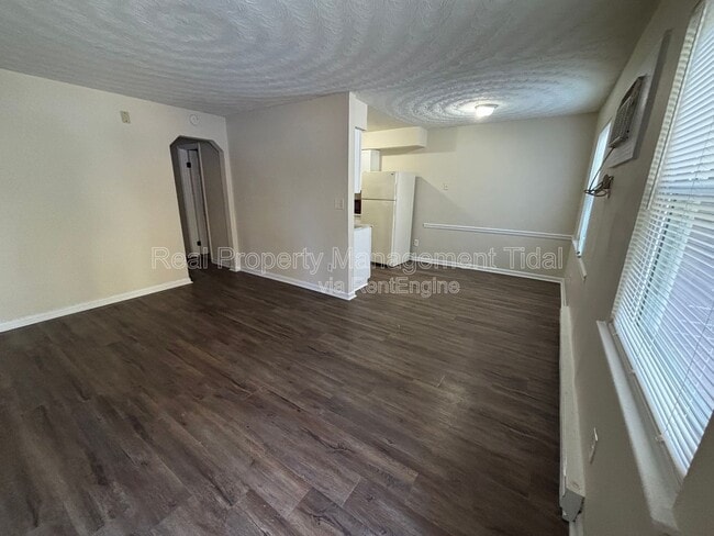 Photo - 6255 Alexander St Unit 6