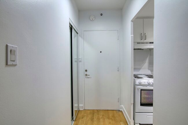 Photo - 3455 Rue Aylmer Unit 706