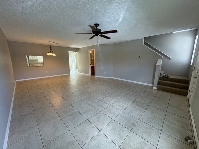 Photo - 1643 Sandy Point Square