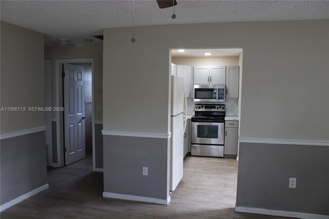 Photo - 2740 SW 46th St Unidad 2