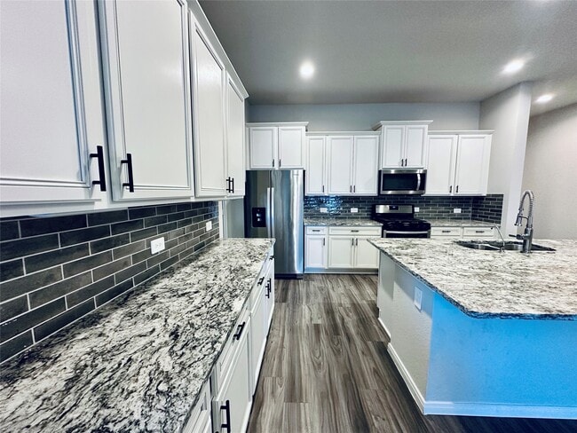 Photo - 1217 Antelope Passing Dr