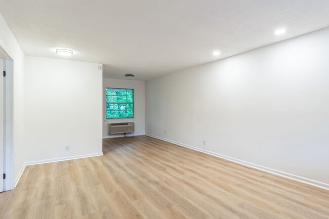 Photo - 2845 Dayton Blvd Unit 10