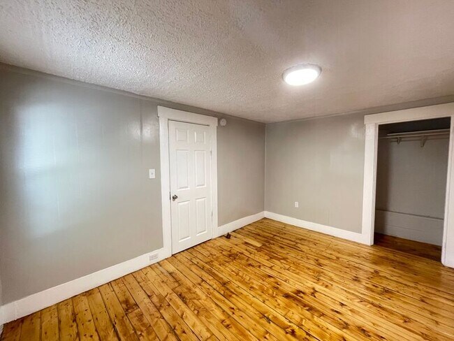 325 Amherst St. - 325 Amherst St. Condo Unit #2R