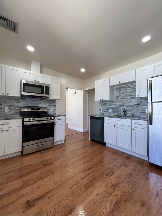 193 Sound Beach Ave Unit 2N