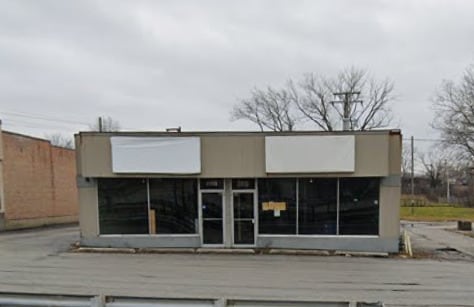 Building Photo - 3913-3915 Sauk Trail Rental