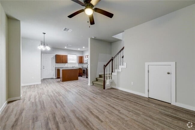 Building Photo - 906 Quartz Ct Rental
