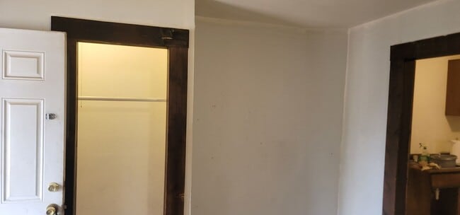 Photo - 1504 Line Ave Unit A