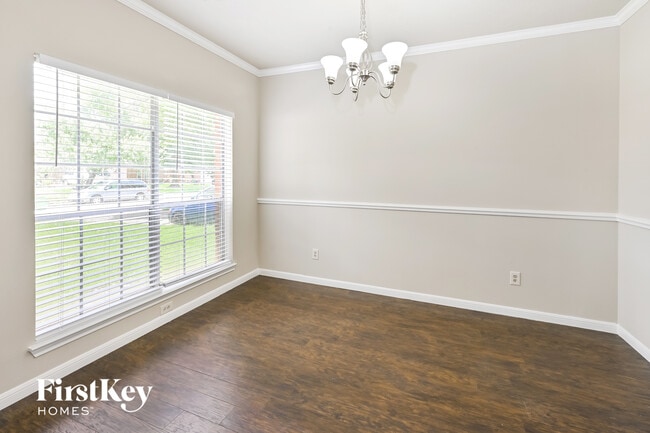 Photo - 3805 Redbud Dr