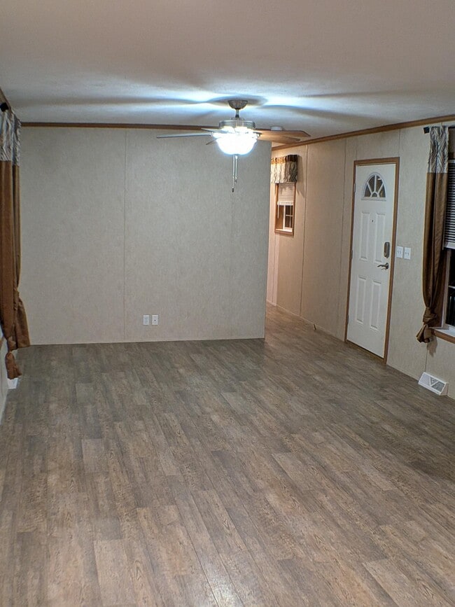 Photo - 218 Abbott St