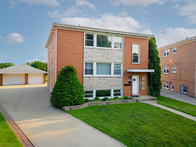 Photo - 8063 W Churchill Ave Apartment Unit 3