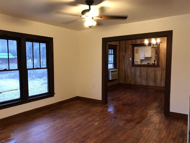 Photo - 3725 Edison Ave