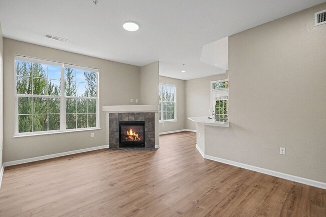 Photo - 18611 Stroh Rd