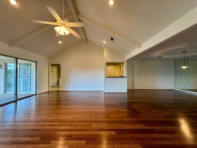 Photo - Single Family Home Available in Windmill H...