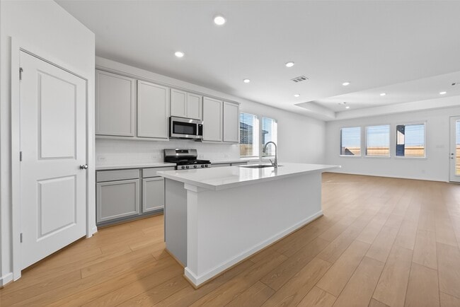 Photo - 21534 Coronado Grn Dr