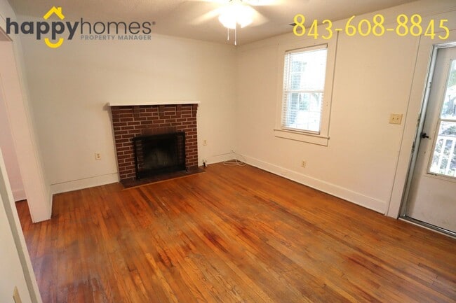 Photo - Cozy 2 bedroom 1 bath home in trendy Riverland Terrace!