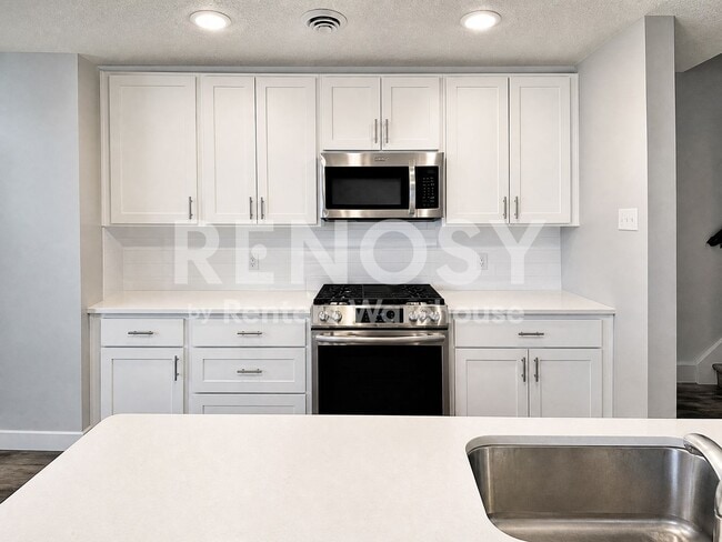 Photo - 10598 Weston Wy N