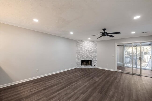 Photo - 3517 Kennesaw Station Dr