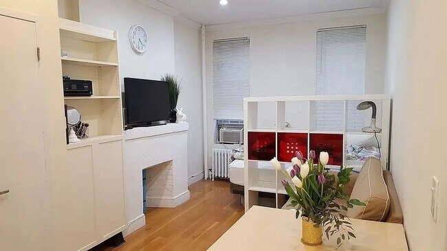 Photo - 220 Sullivan St Unit 2E