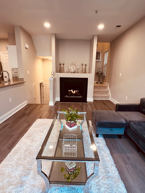 Photo - 46375 Pryor Square