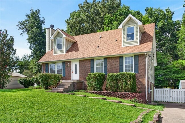 Photo - 3 Bedroom 2 Bath Pet Friendly Home For Rent!
