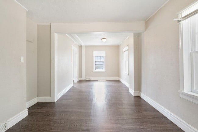 Photo - 1317 State St