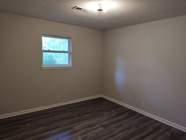 Photo - 716 Salem Rd Unit 716 Salam Rd Apt A