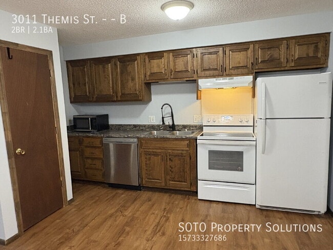 Photo - 3011 Themis St Unit B