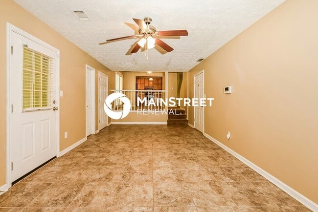 Photo - 3 Bedroom Pet-Friendly Home in McDonough, ...