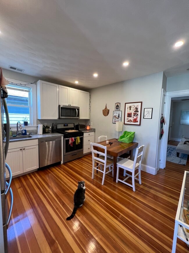 Photo - 305 Highland Ave