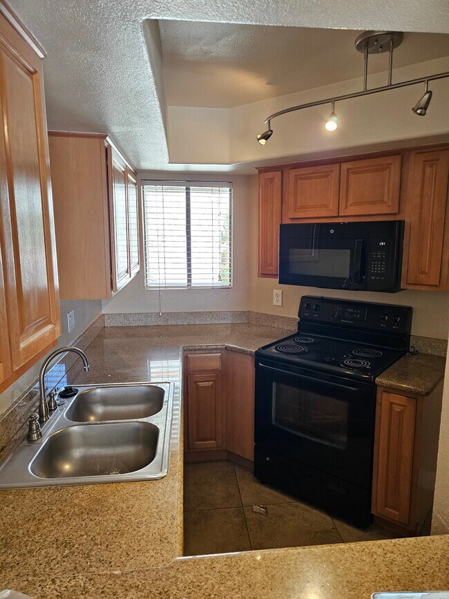 835 N Granite Reef Rd Unit 12A