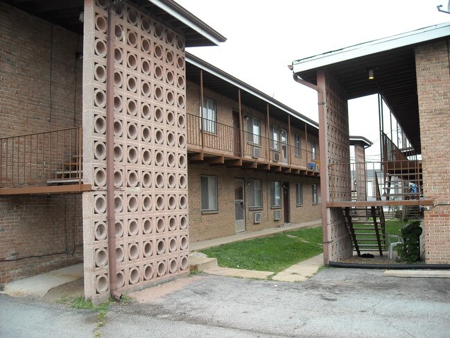 Photo - Geraldine Apartments