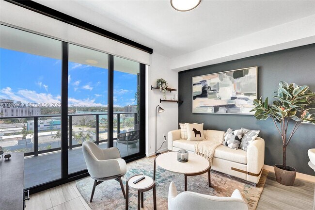 Photo - 580-572 72nd St Unit 904