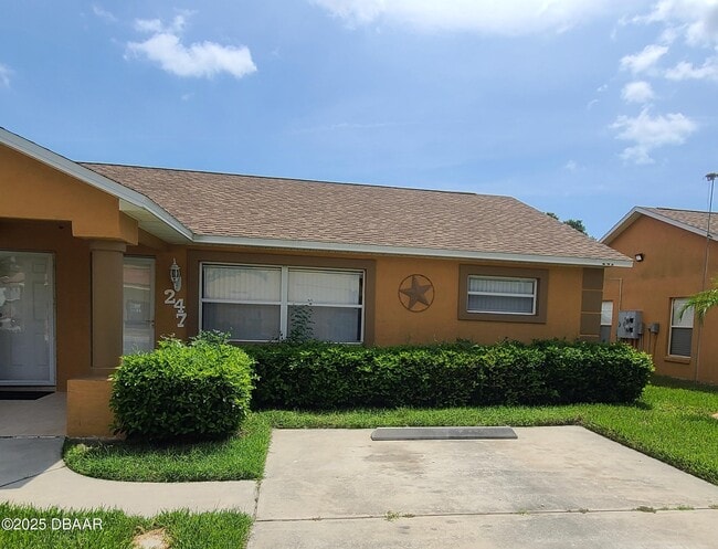 Building Photo - 247 College Park Dr