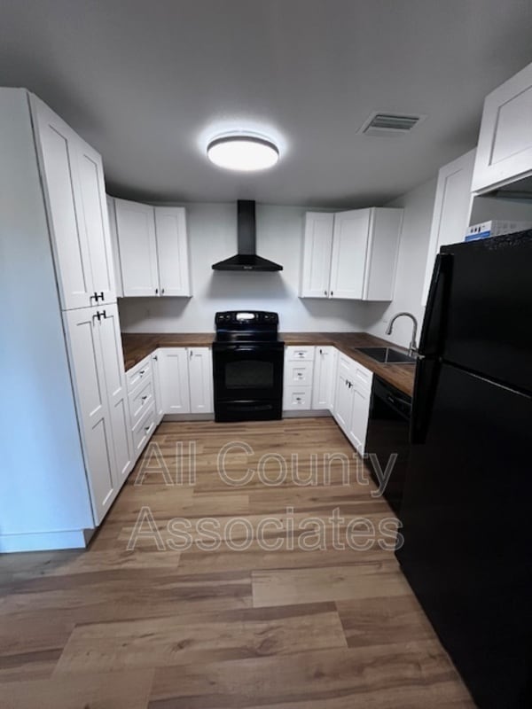 Photo - 2273 Norman Dr Unit C