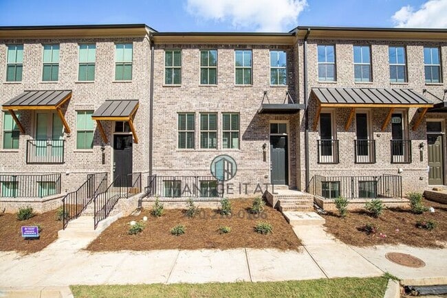 Building Photo - Great location! Elegant Townhome in Doraville