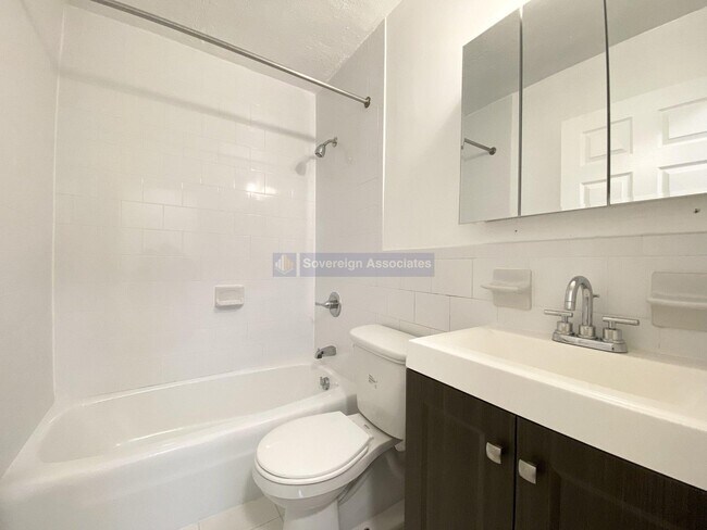 Photo - 3333 Broadway Unit E8B