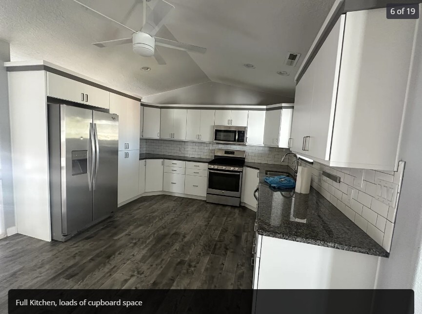 Photo - 71 S Main St