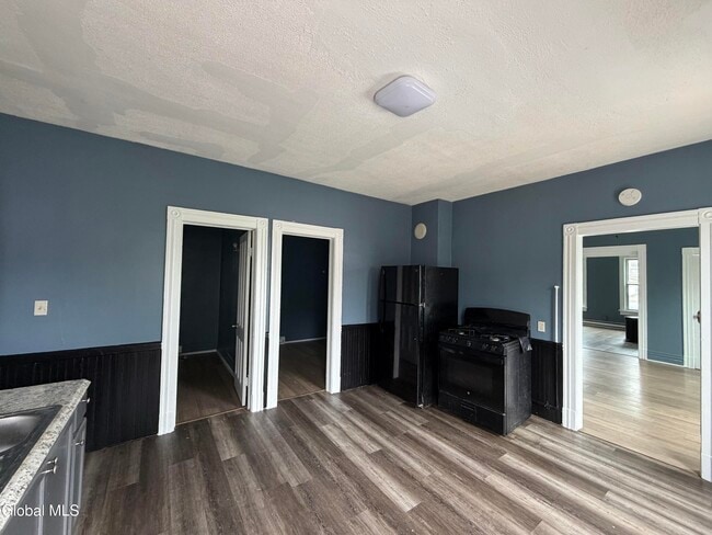 Photo - 17 Grand St Unit Up